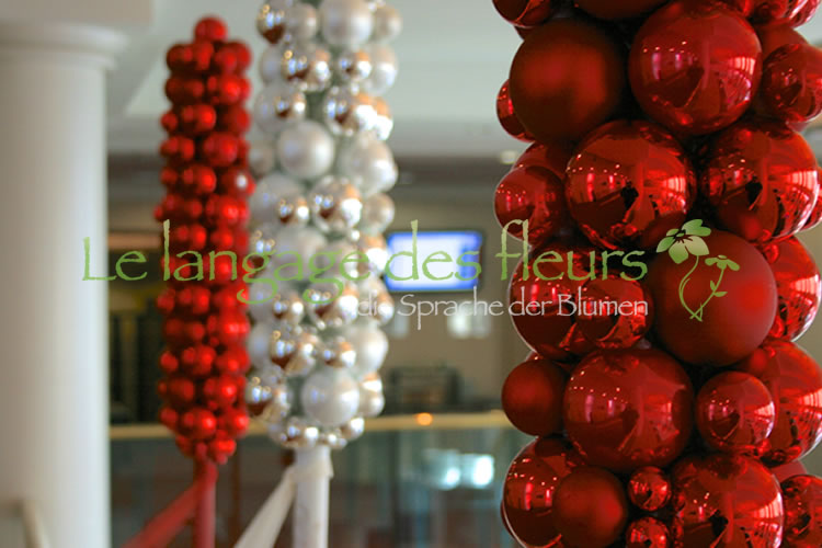 Decoración de Navidad bolas de plata roja